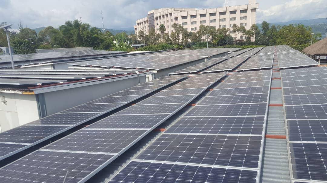 Proyek solar 700KW ing China